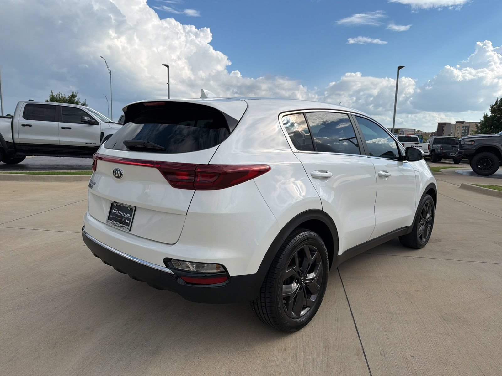 Used 2022 Kia Sportage LX w/ LX FWD Value Edition Package image 6