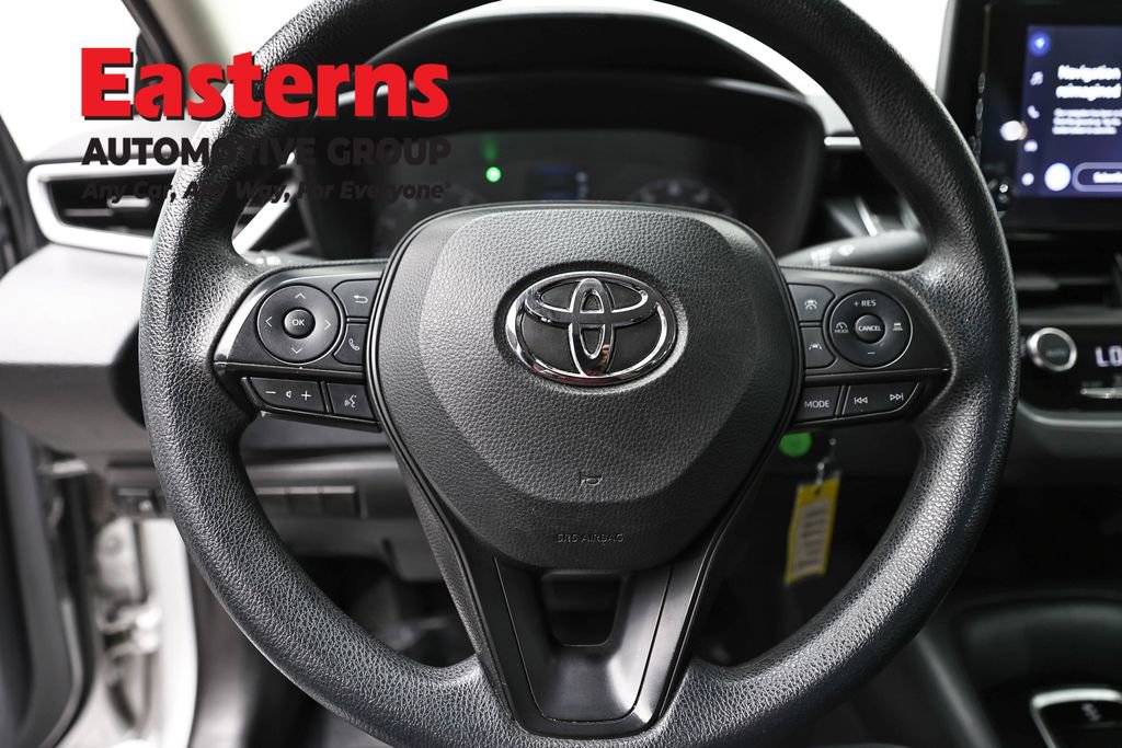 Used 2023 Toyota Corolla LE FWD image 10