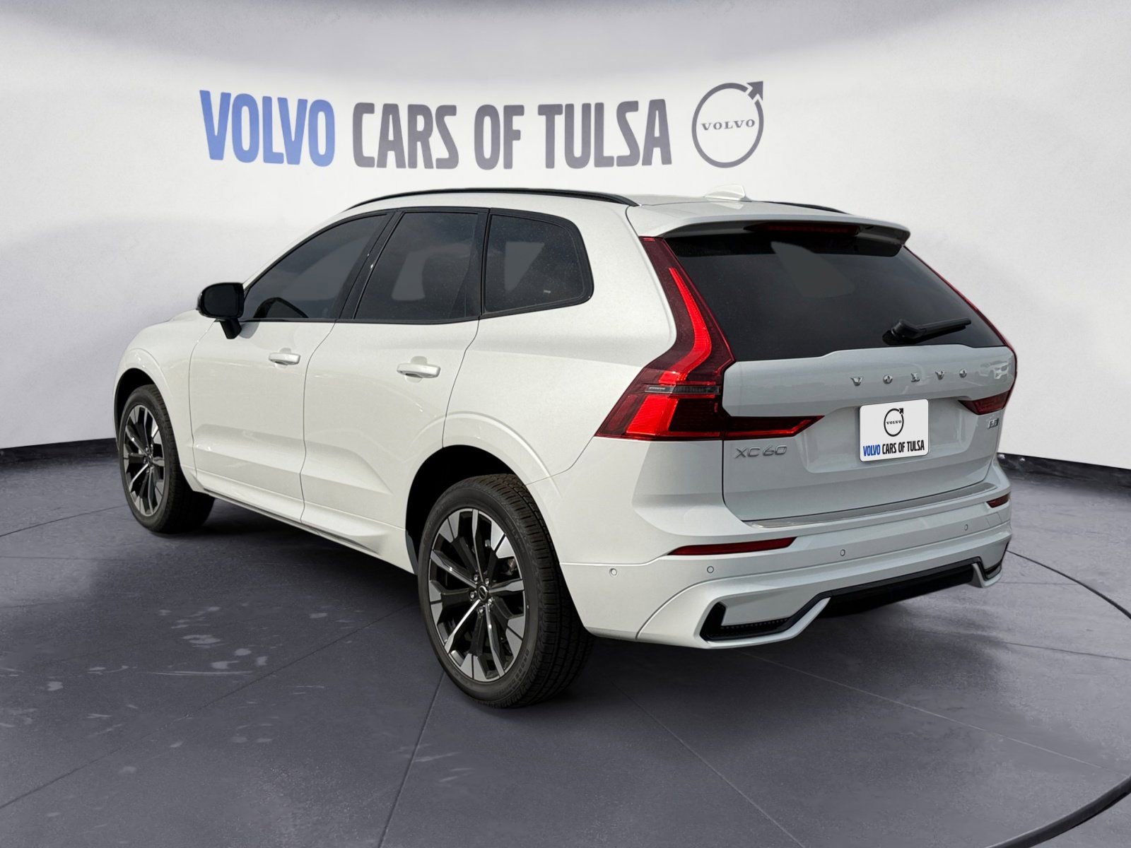 New 2026 Volvo XC60 B5 Plus w/ Protection Package Premier image 3