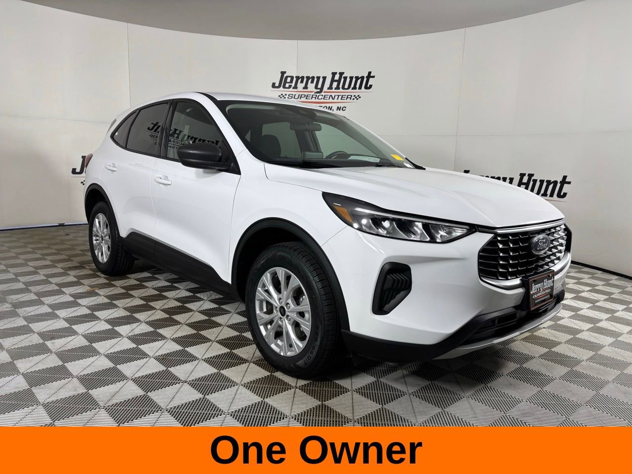 Used 2025 Ford Escape Active image 4