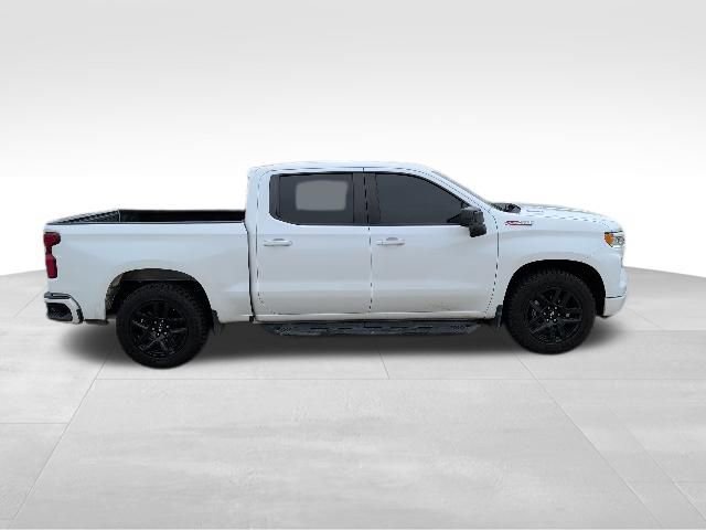 Used 2022 Chevrolet Silverado 1500 RST AWD/4WD image 2