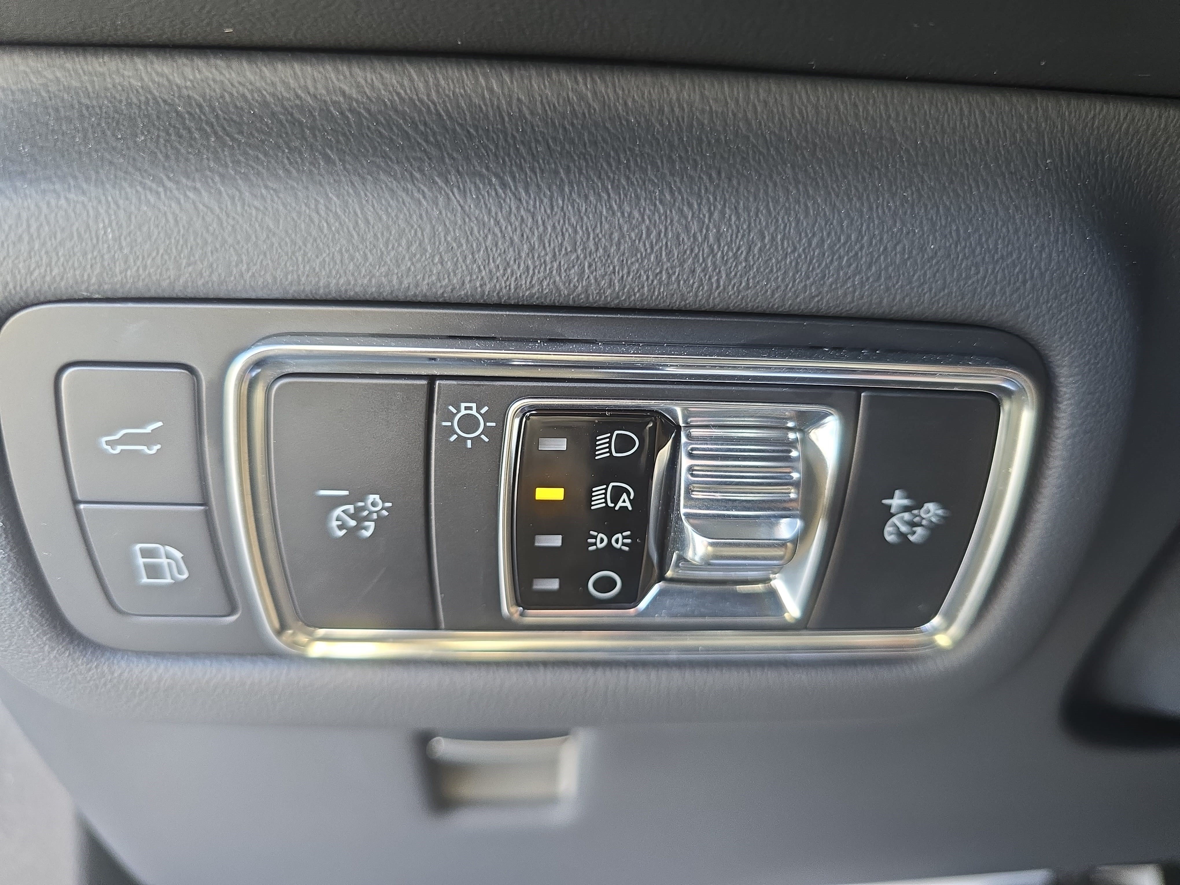 Used 2024 Lincoln Nautilus Reserve w/ Equipment Group 202A AWD/4WD image 26