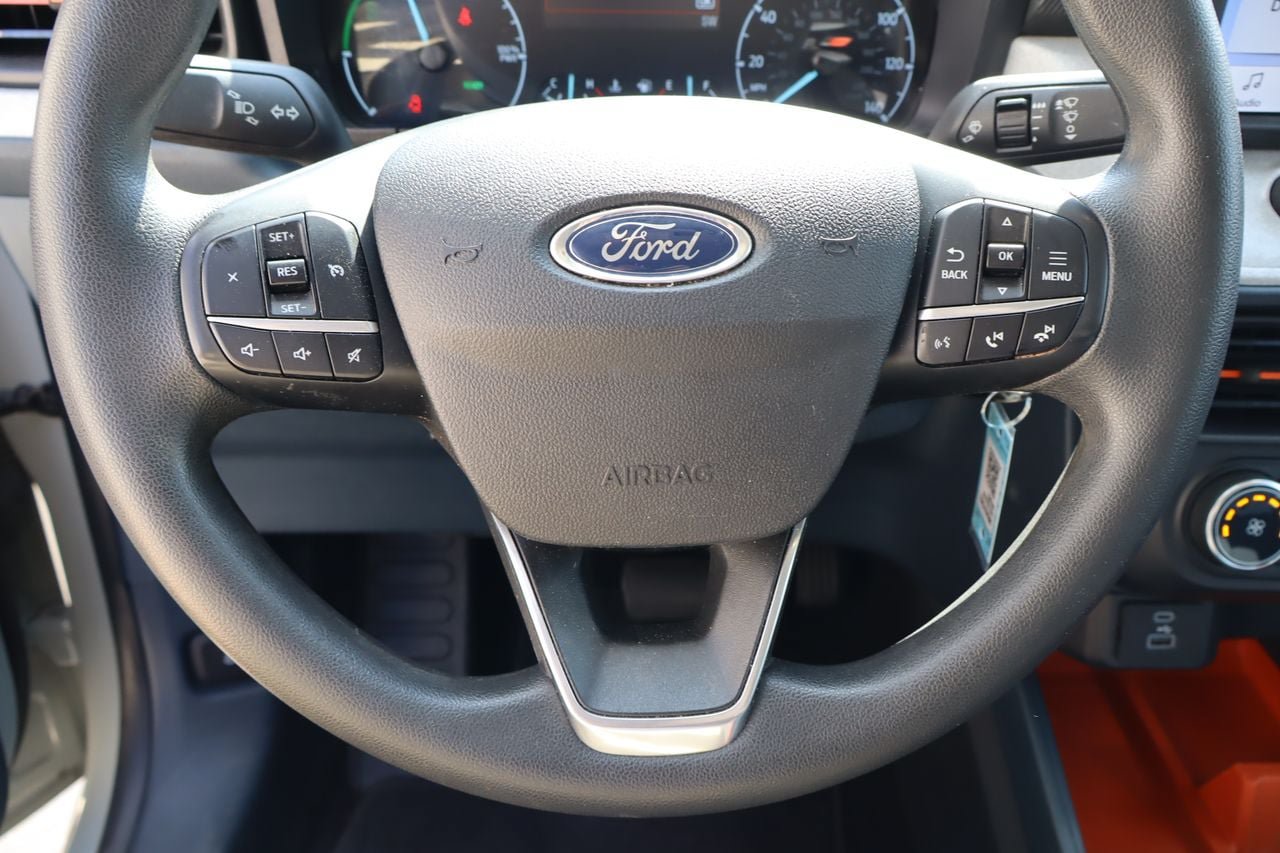 Used 2022 Ford Maverick XLT FWD image 11