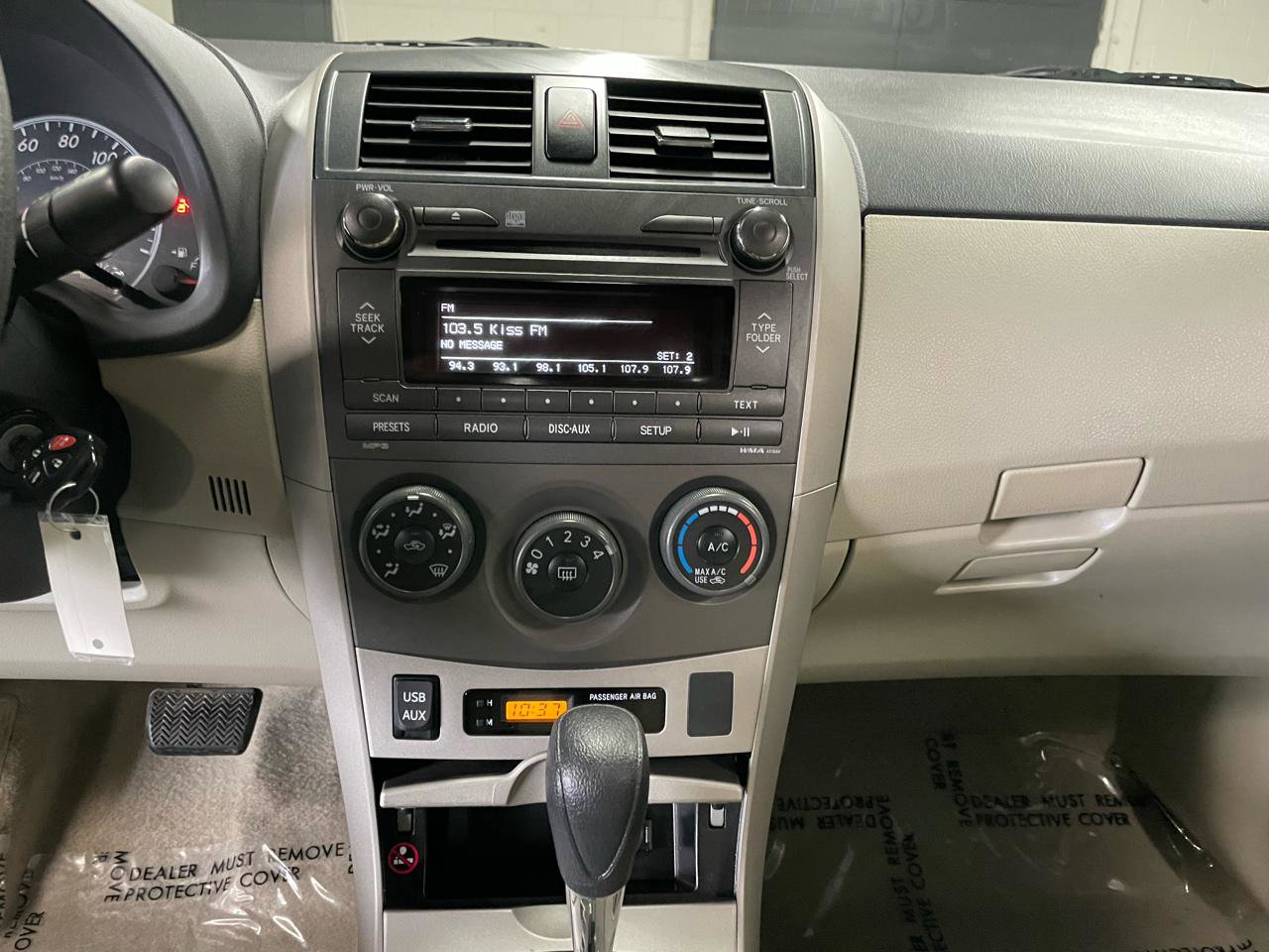 Used 2011 Toyota Corolla LE FWD image 19