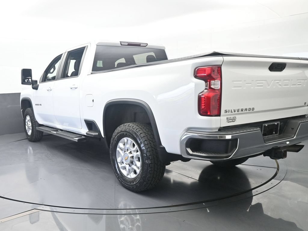 Used 2022 Chevrolet Silverado 2500 LT w/ Convenience Package RWD image 4