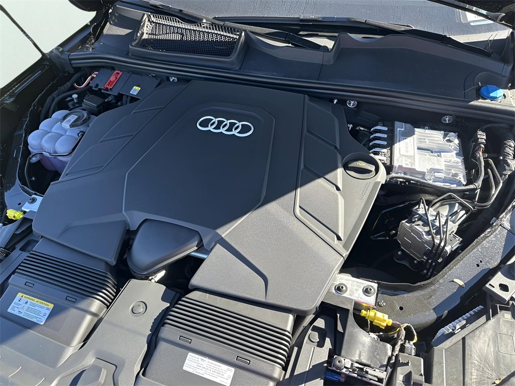New 2025 Audi Q7 3.0T Premium Plus image 8