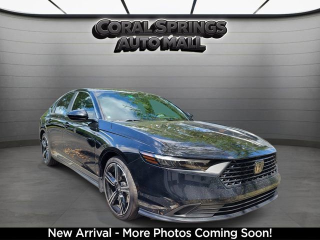 Certified 2023 Honda Accord Sport image 3