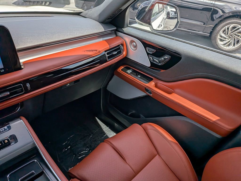 New 2026 Lincoln Aviator Reserve AWD/4WD image 19