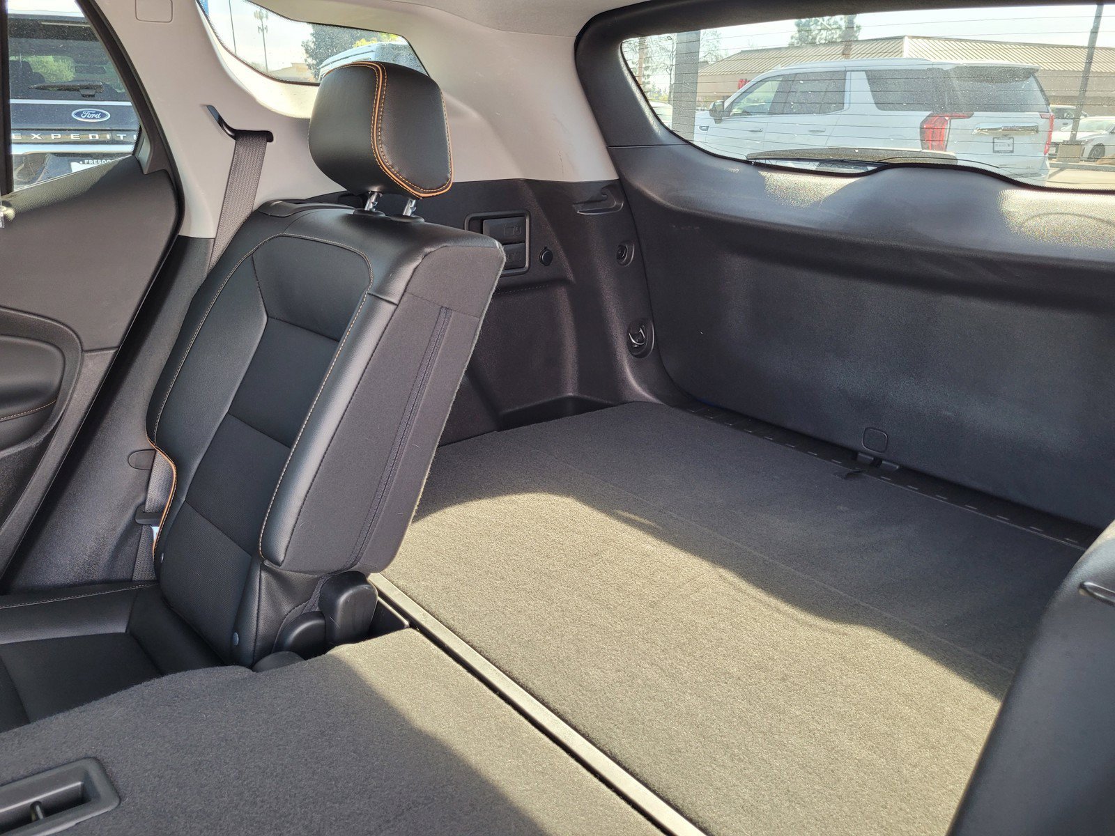 Used 2024 GMC Terrain AT4 w/ Infotainment Package II AWD/4WD image 13