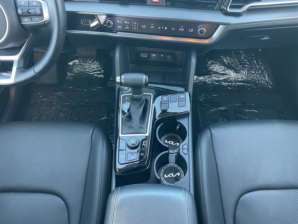 Used 2023 Kia Sportage EX image 17