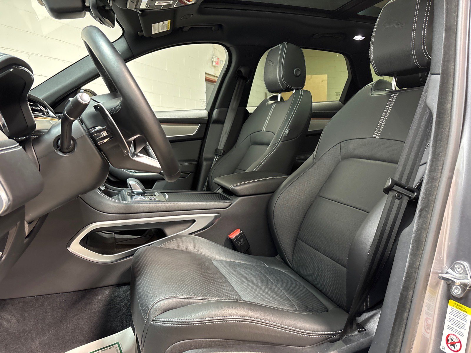 New 2026 Jaguar F-PACE R-Dynamic S AWD/4WD image 23