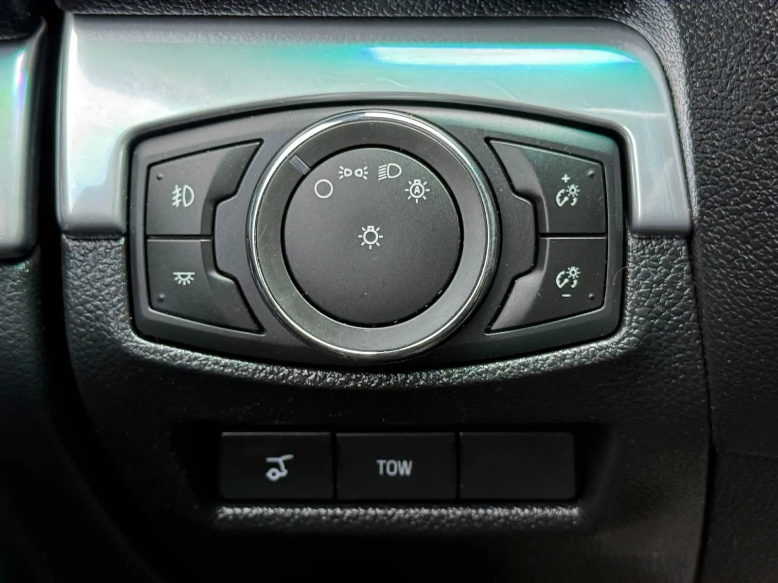 Used 2016 Ford Explorer Sport AWD/4WD image 39