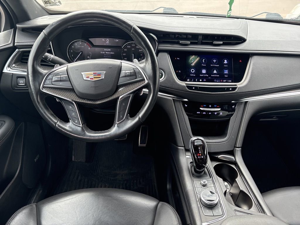 Certified 2022 Cadillac XT5 Sportv w/ LPO, ONYX Package image 11