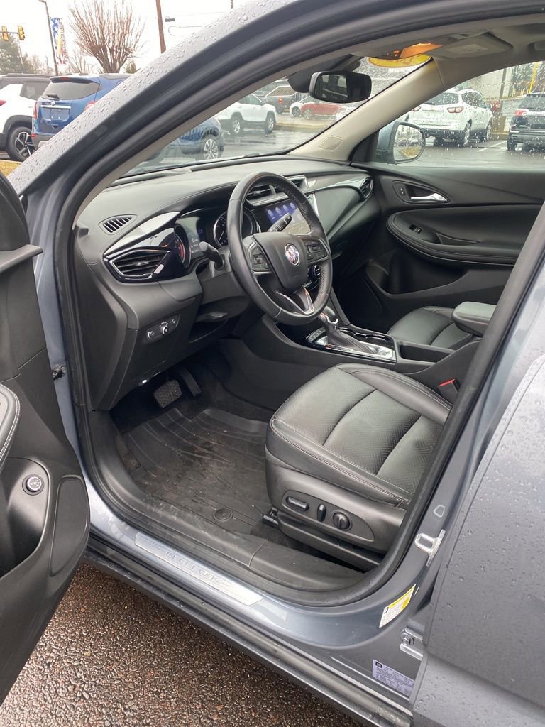 Used 2022 Buick Encore GX Essence w/ Experience Buick Package AWD/4WD image 24