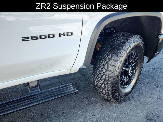 Used 2025 Chevrolet Silverado 2500 ZR2 w/ Technology Package AWD/4WD image 18