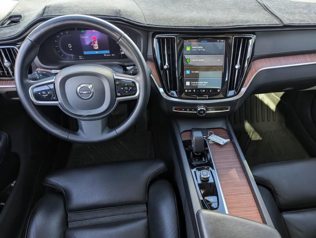 Used 2024 Volvo S60 B5 Ultimate image 28
