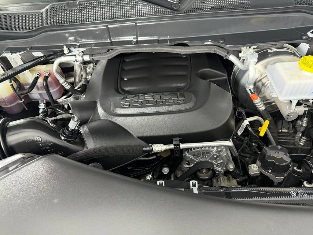Certified 2025 RAM 2500 Big Horn AWD/4WD image 33