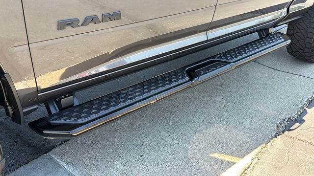 Used 2024 RAM 2500 Laramie w/ Night Edition AWD/4WD image 12