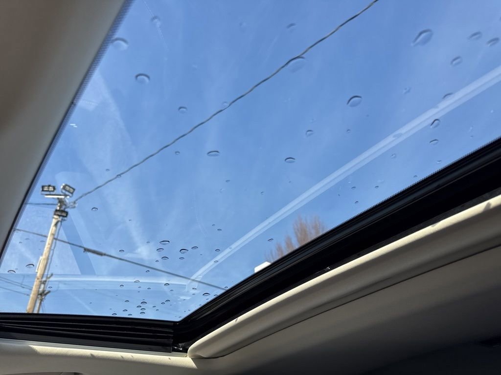 Used 2024 Lexus ES 350 w/ Accessory Package (Z1) image 30