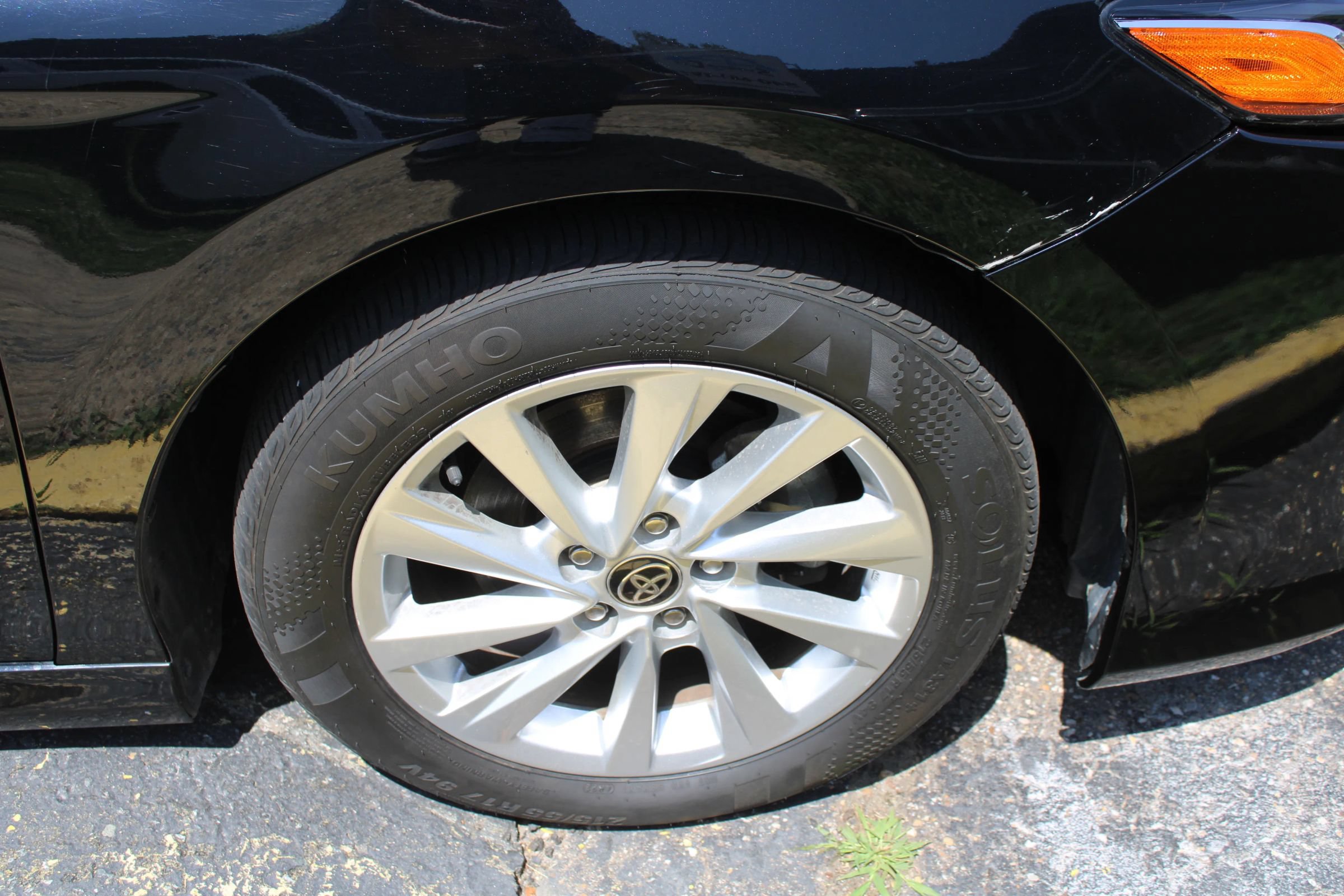 Used 2023 Toyota Camry LE FWD image 27