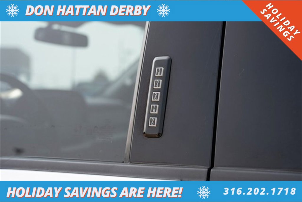 Used 2022 Ford F150 Lariat w/ Trailer Tow Package image 35