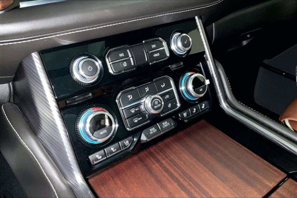 Used 2024 GMC Yukon XL Denali Ultimate image 35