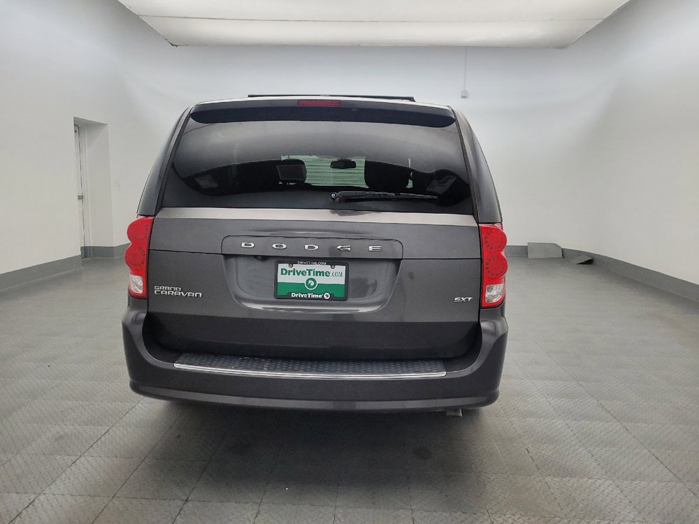 Used 2020 Dodge Grand Caravan SXT FWD image 7