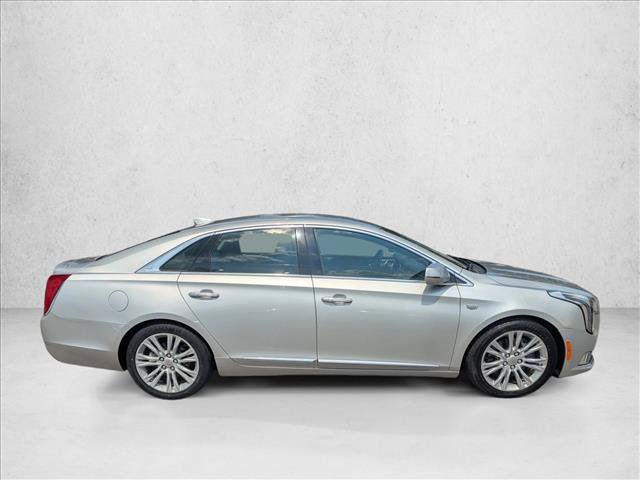 Used 2019 Cadillac XTS Luxury FWD image 4