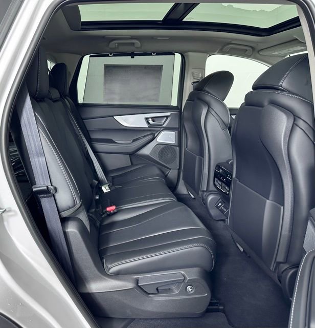 Used 2026 Acura MDX w/ Technology Package image 29