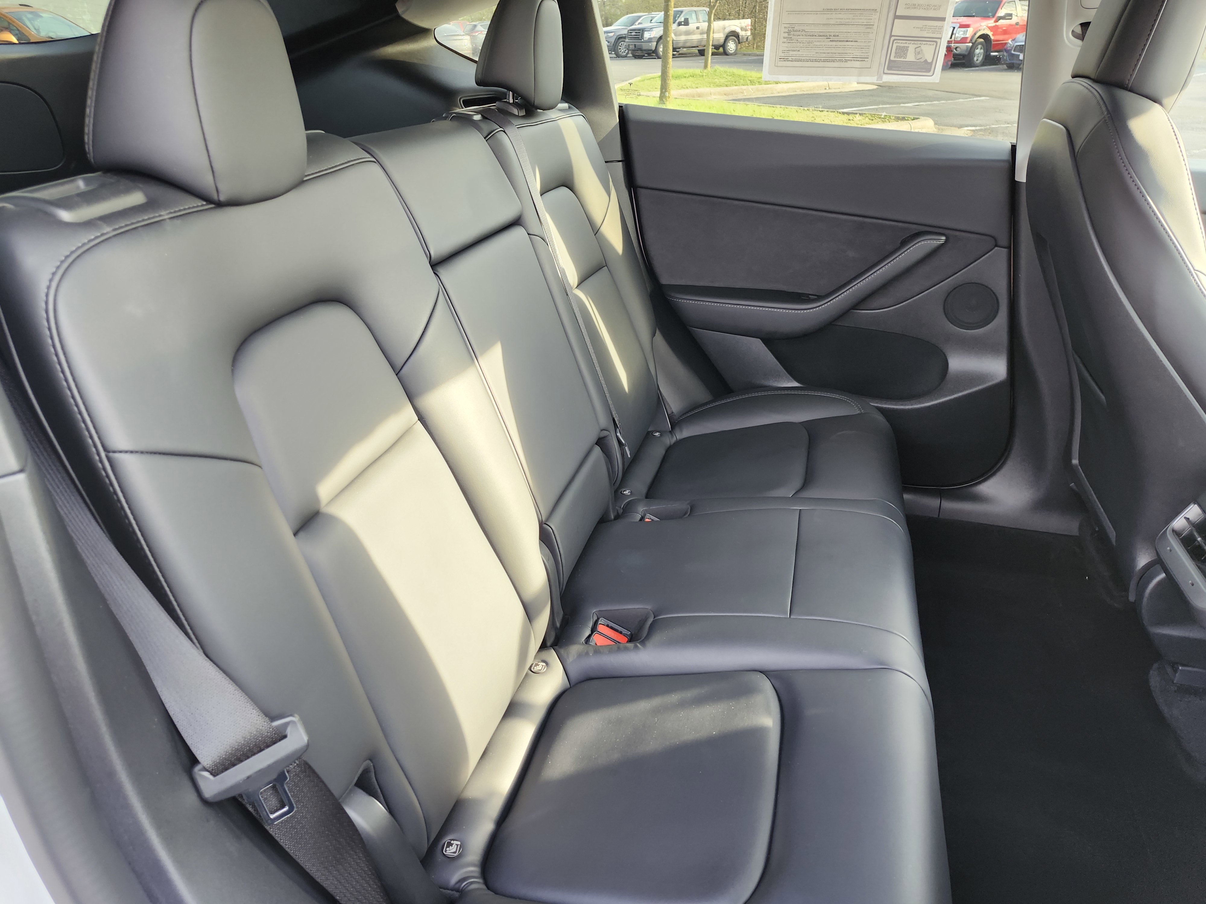 Used 2021 Tesla Model Y Long Range AWD/4WD image 18