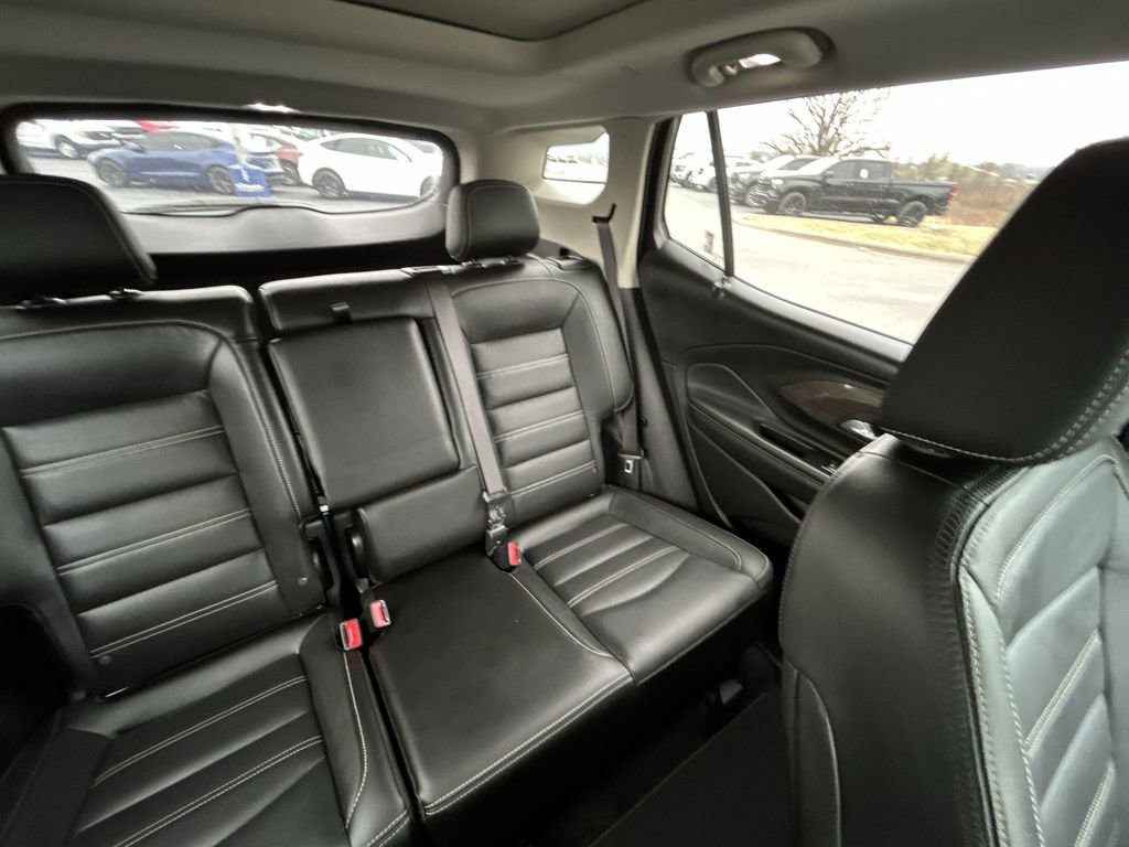 Used 2024 GMC Terrain Denali image 15