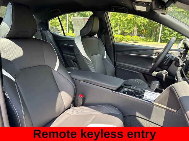 Used 2026 Toyota Camry SE w/ Convenience Package FWD image 25