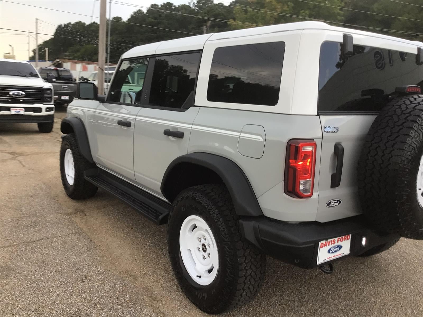 New 2026 Ford Bronco Heritage Edition AWD/4WD image 15