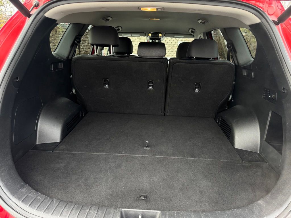 Used 2023 Hyundai Santa Fe SEL image 12