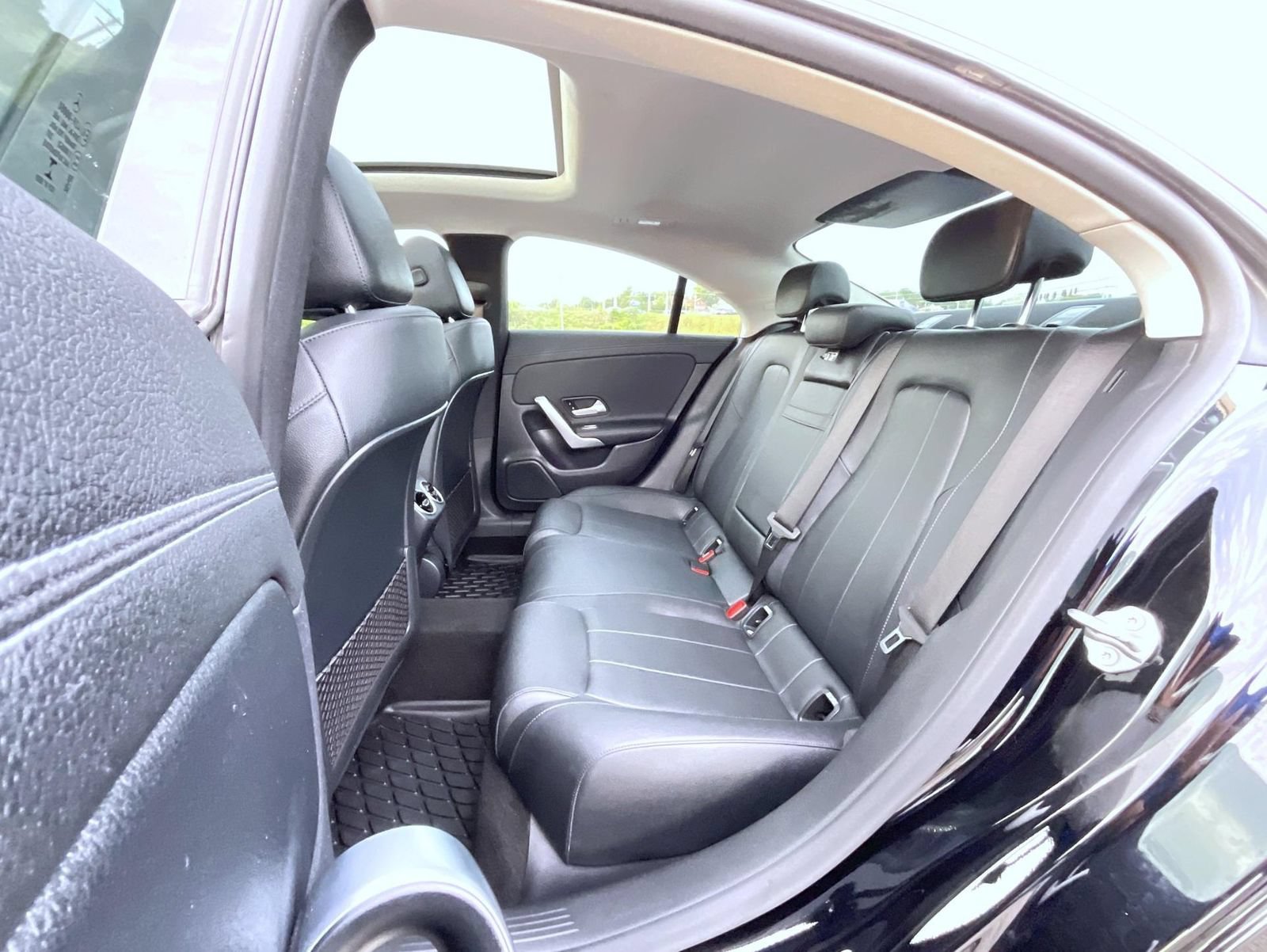 Used 2022 Mercedes-Benz CLA 250 image 19
