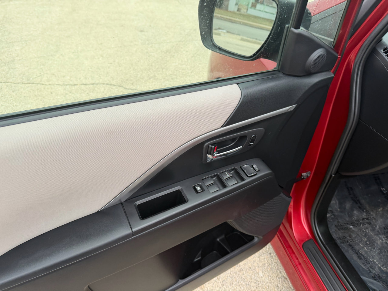 Used 2013 MAZDA MAZDA5 Grand Touring image 12