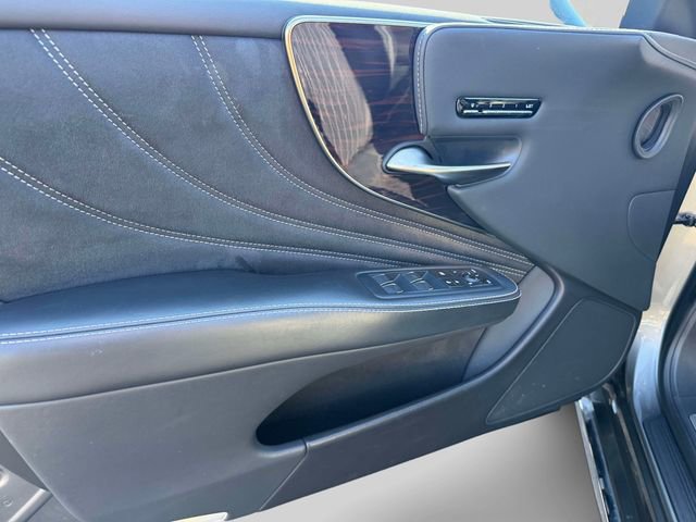 Used 2021 Lexus LS 500 AWD w/ Interior Upgrade Package image 22