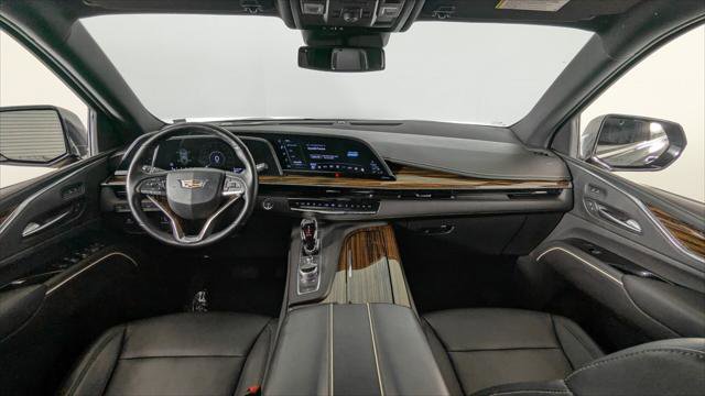 Used 2021 Cadillac Escalade Luxury AWD/4WD image 28