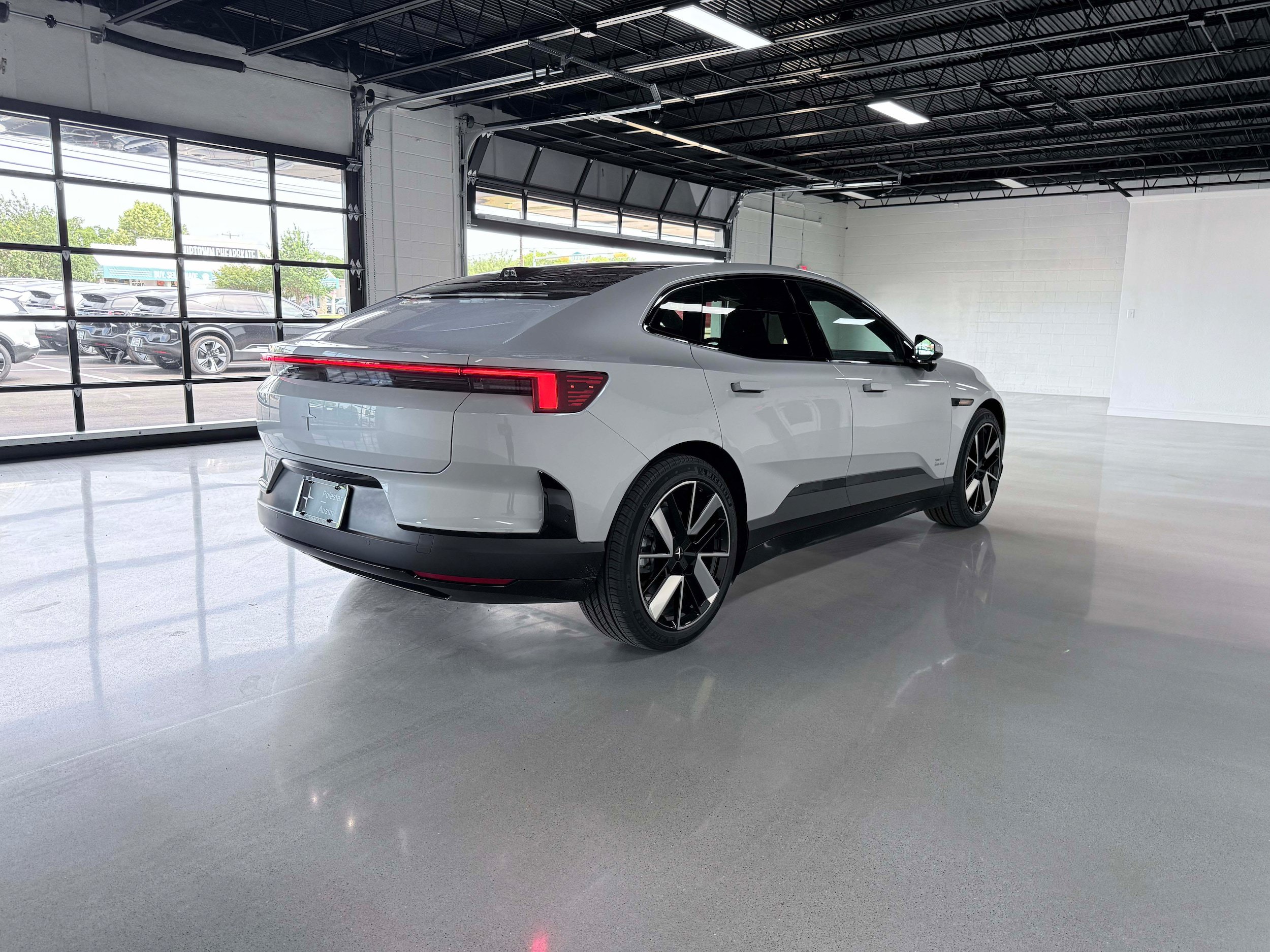 New 2026 Polestar Polestar 4 AWD/4WD image 6