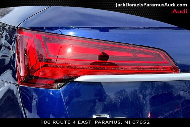 Used 2023 Audi Q5 2.0T Premium w/ Convenience Package image 22