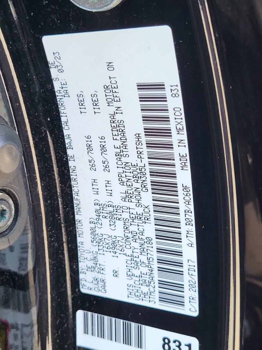 Used 2023 Toyota Tacoma TRD Off-Road image 33