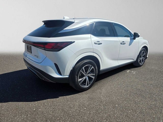 Used 2024 Lexus RX 350 Premium w/ Convenience Package AWD/4WD image 3