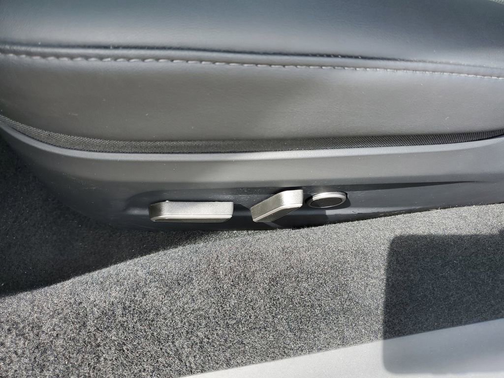 Used 2025 Tesla Model 3 Long Range image 21