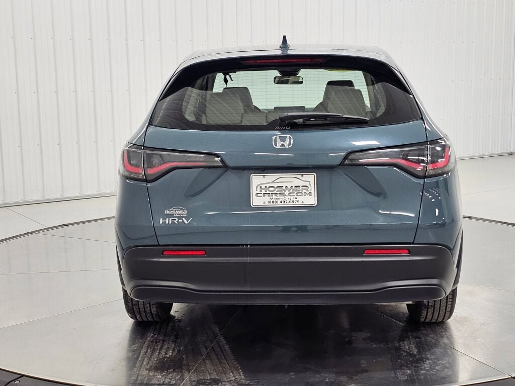 Certified 2025 Honda HR-V LX image 4