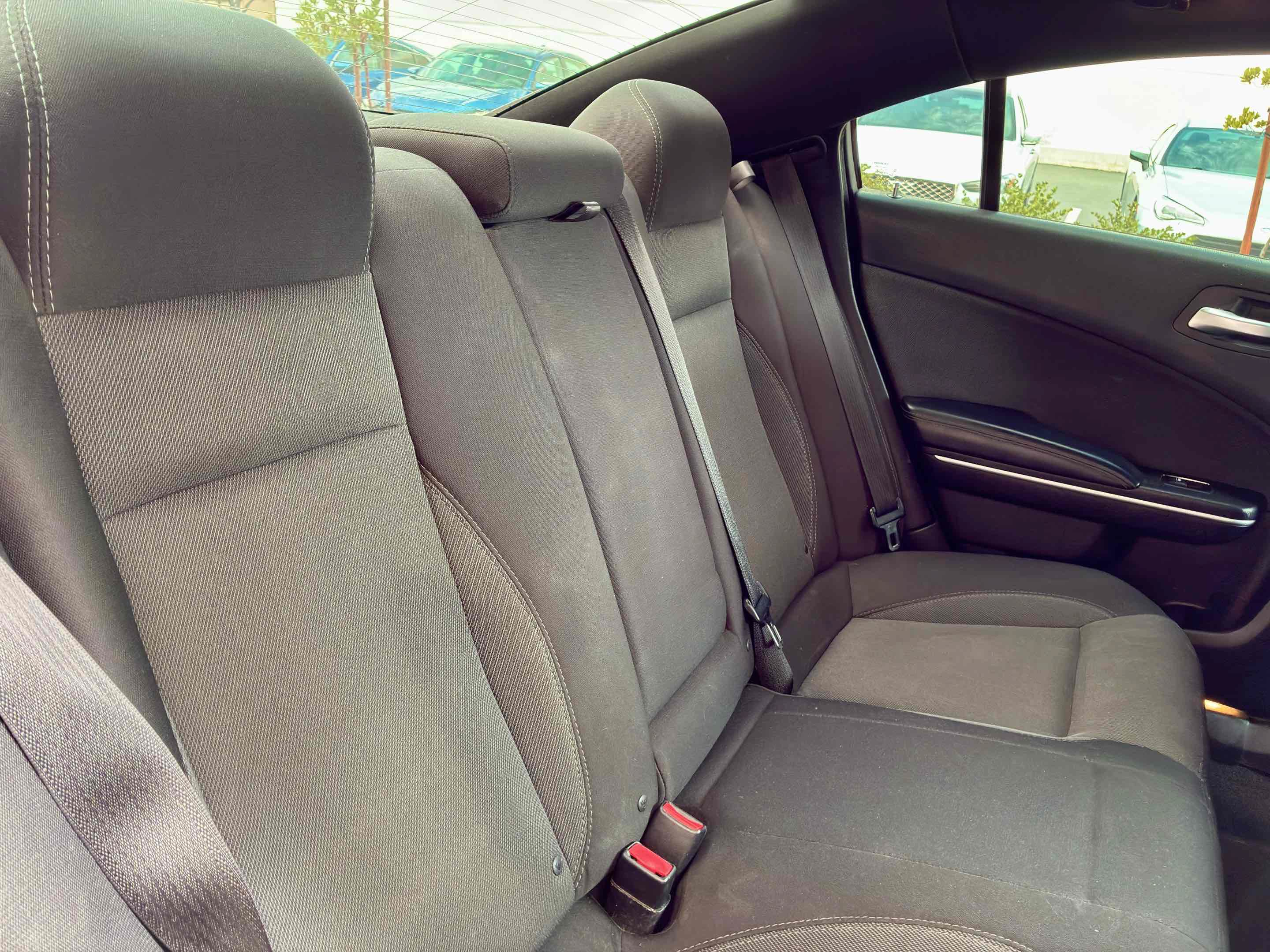 Used 2015 Dodge Charger SE RWD image 45