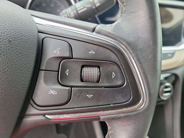 Used 2022 Buick Encore GX Select AWD/4WD image 26