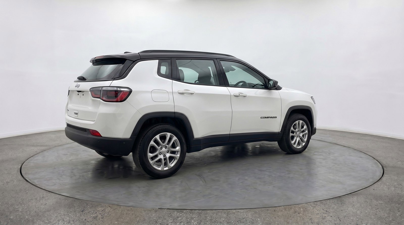 Used 2025 Jeep Compass Limited AWD/4WD image 9