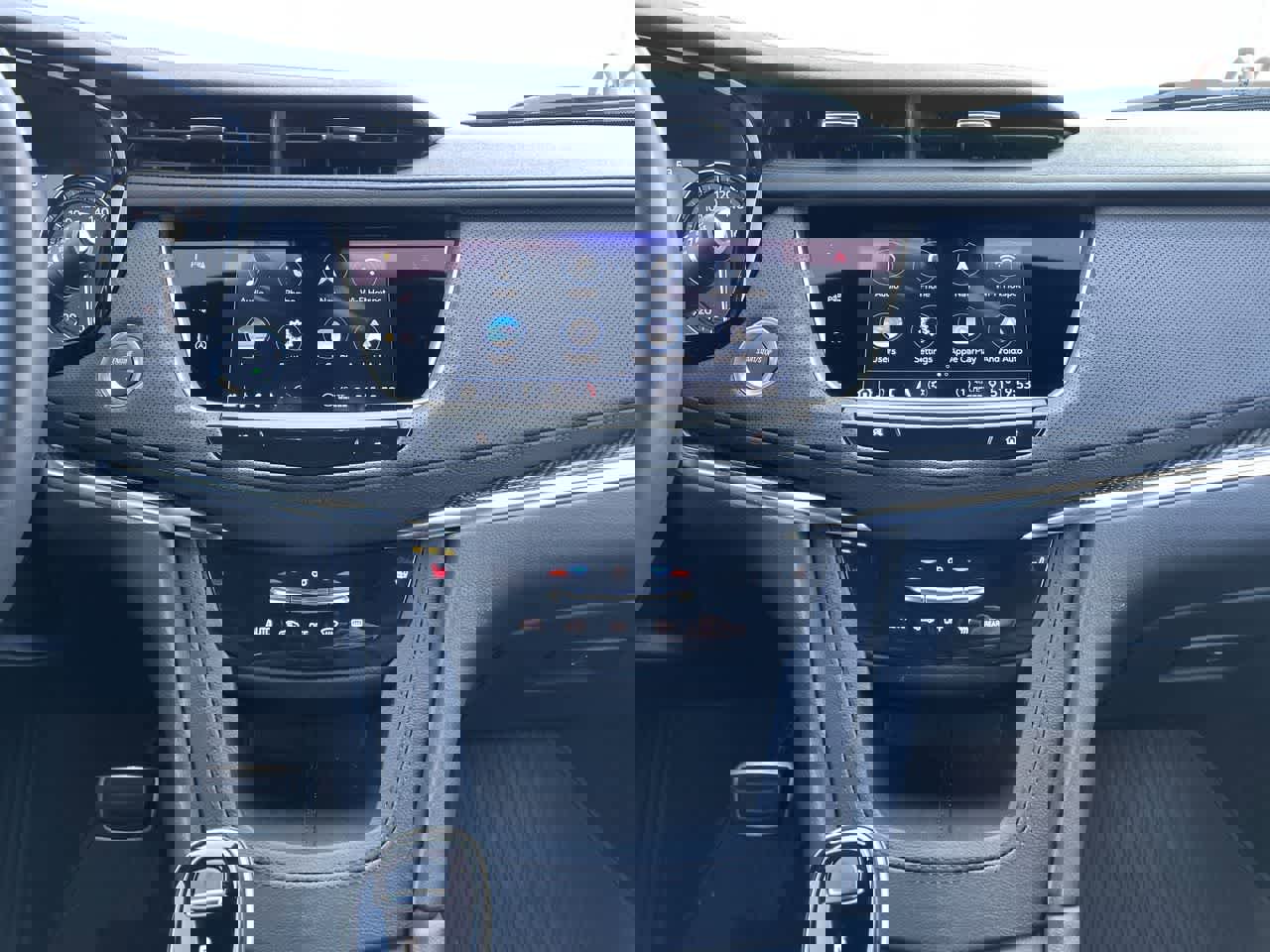 Used 2024 Cadillac XT5 Sportv w/ Technology Package AWD/4WD image 13