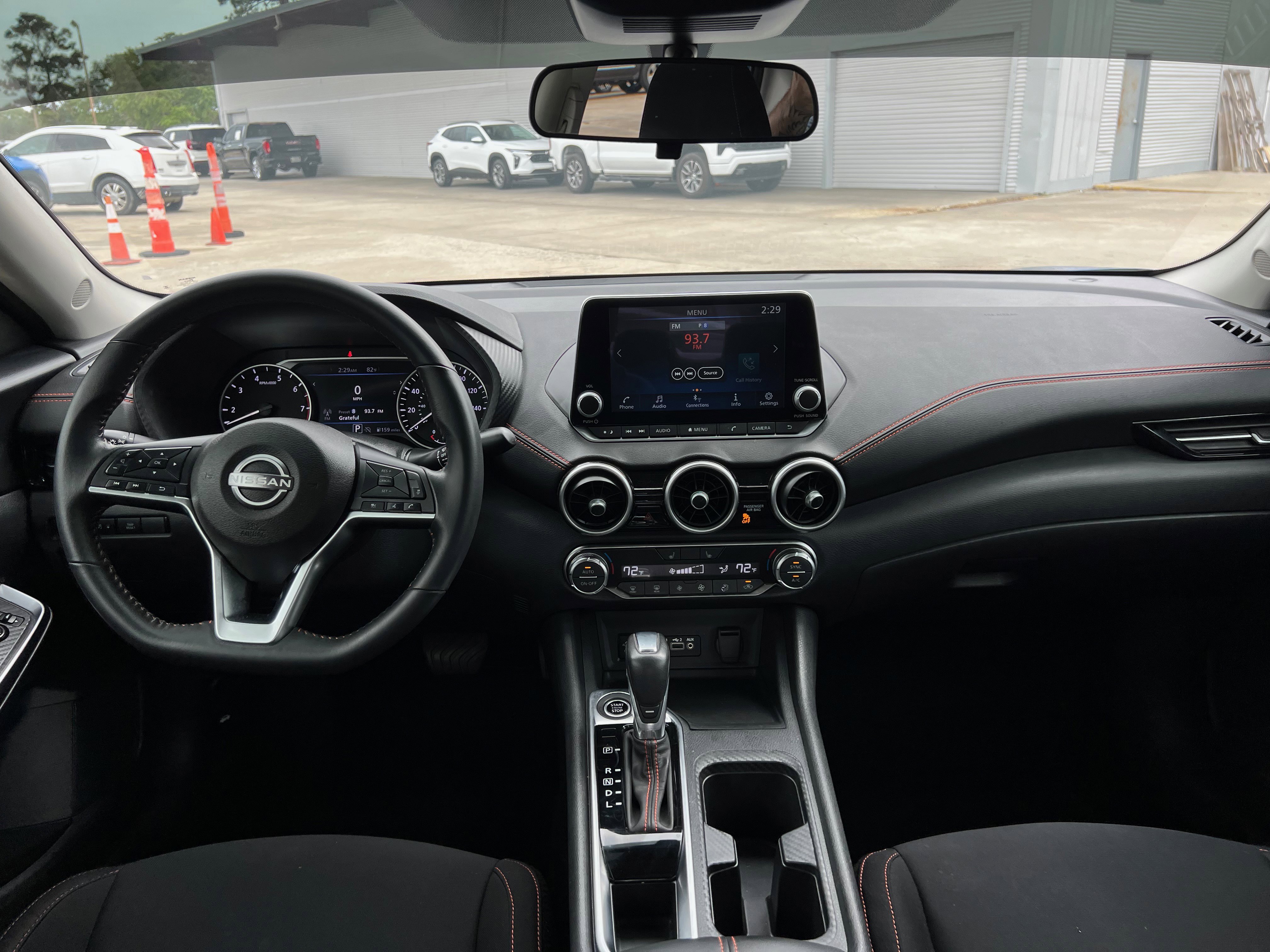 Used 2024 Nissan Sentra SR FWD image 9