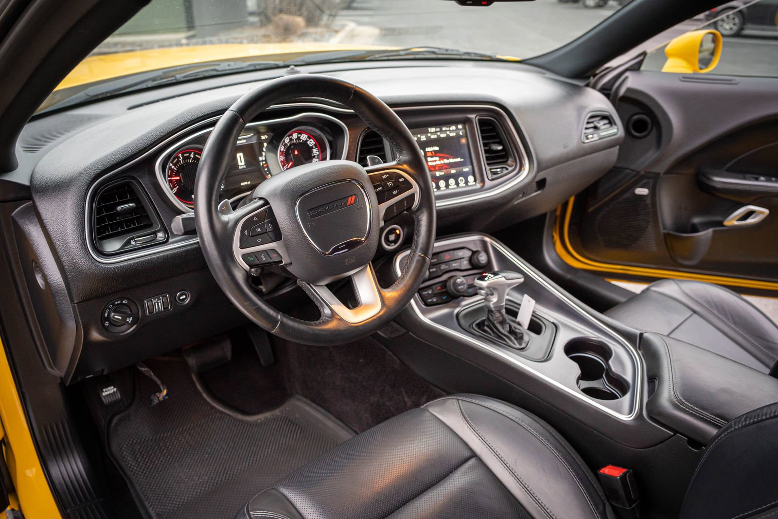 Used 2017 Dodge Challenger GT w/ Driver Convenience Group image 14